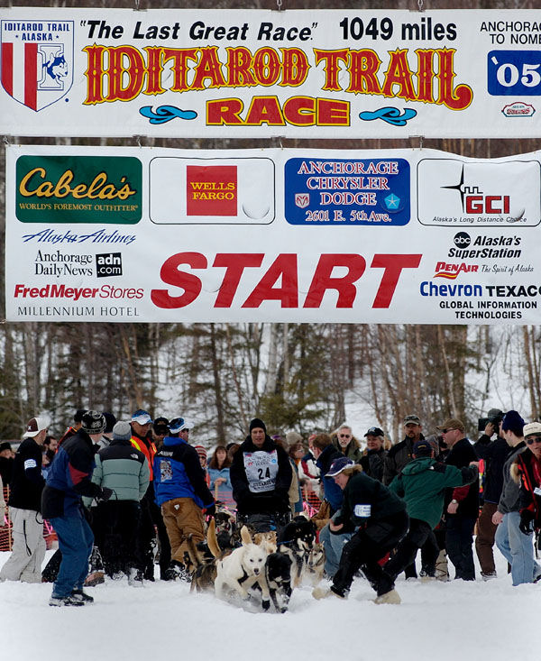 Iditarod start 2005 artictrail